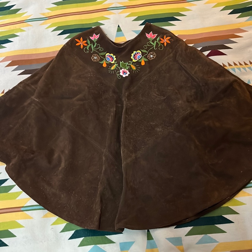 Stunning vintage leather floral embroidered poncho
